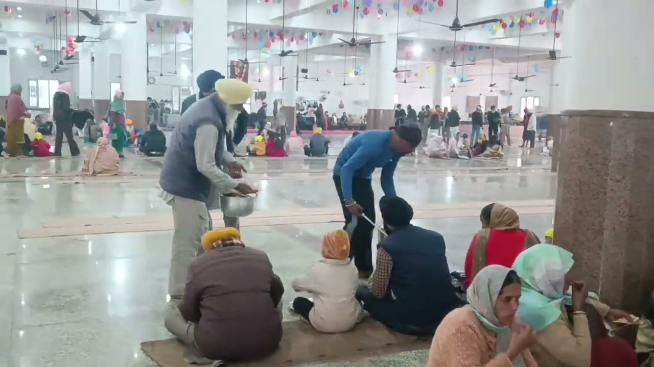 ਲੰਗਰ ਸੇਵਾ ਬਾਬਾ ਬਕਾਲਾ ਸਾਹਿਬ