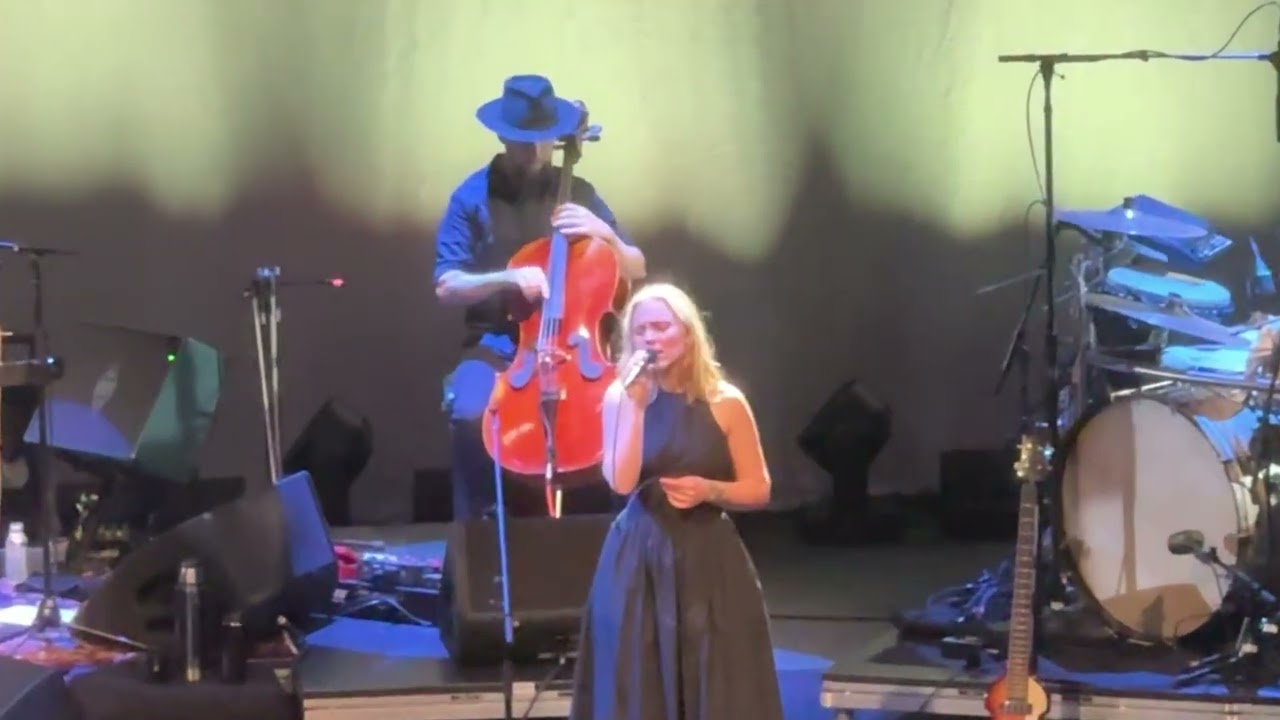 Robert Plant’s Saving Grace 11/3/25 Lincoln Theatre “Too Far From You”