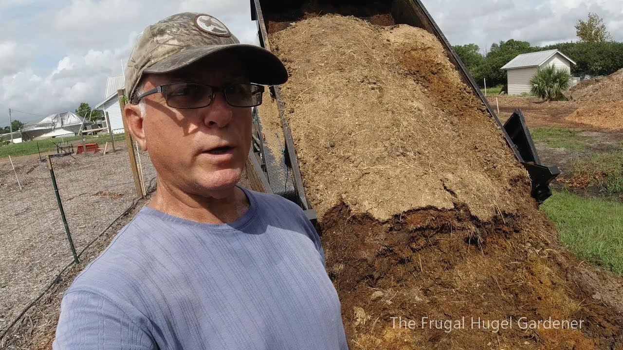 P1 - Turning Horse Manure into Part 1 - Pure Organic Compost - picking up Horse manure.