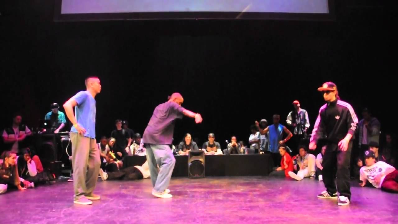 GREENTECK & SALAH , TIEBREAKER & POPPIN FINAL @BUST A MOVE VIII 2011