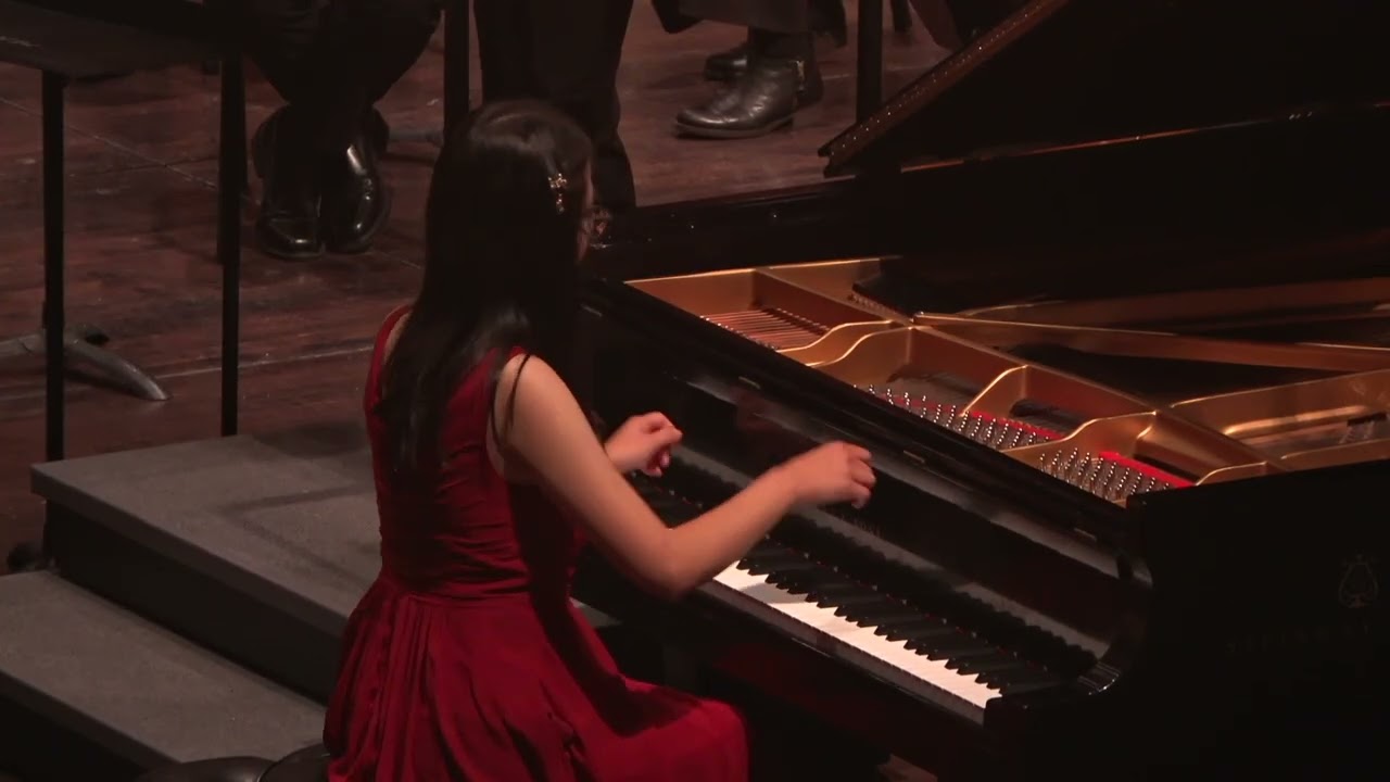 UW Music: Harmonia with Jiayi Wang, piano, Poulenc: Piano Concerto in C-sharp minor