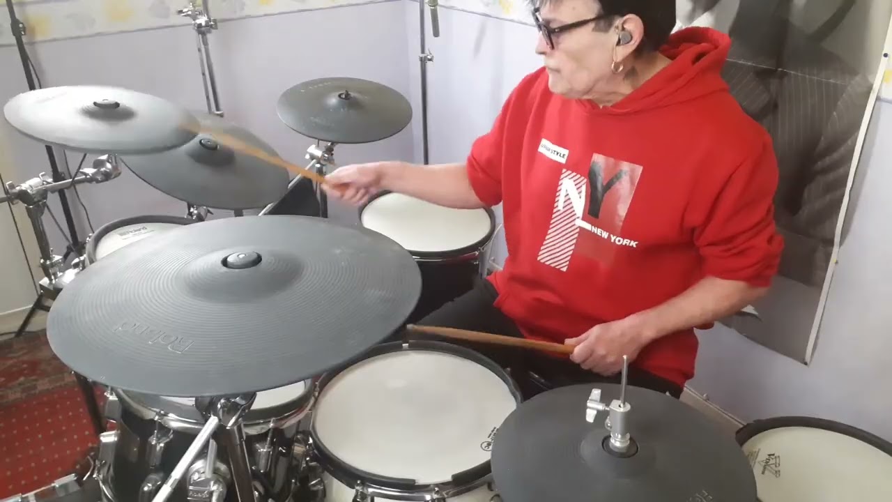 VAN HALEN. AIN'T TALKIN' BOUT LOVE.drum cover Do Laurent