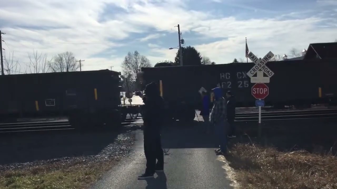 NS Trains In Annville And Lebanon PA 12:2:2017