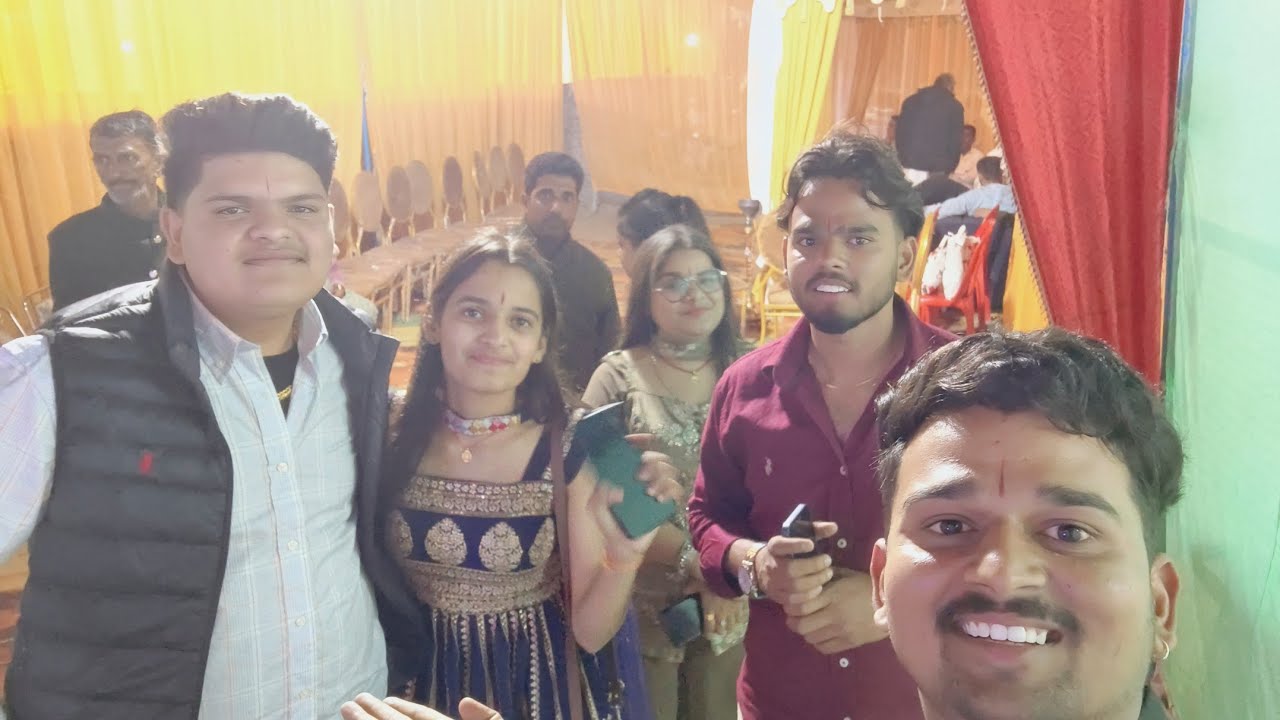 Raat Ki Shaadi Me Full Masti 😍 | Desi Wedding Night Vlog