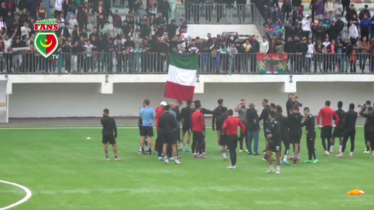 أنصار المولودية يسجلون حظورهم بملعب بوشاوي في التدريبات من أجل تحفيز التشكيلة