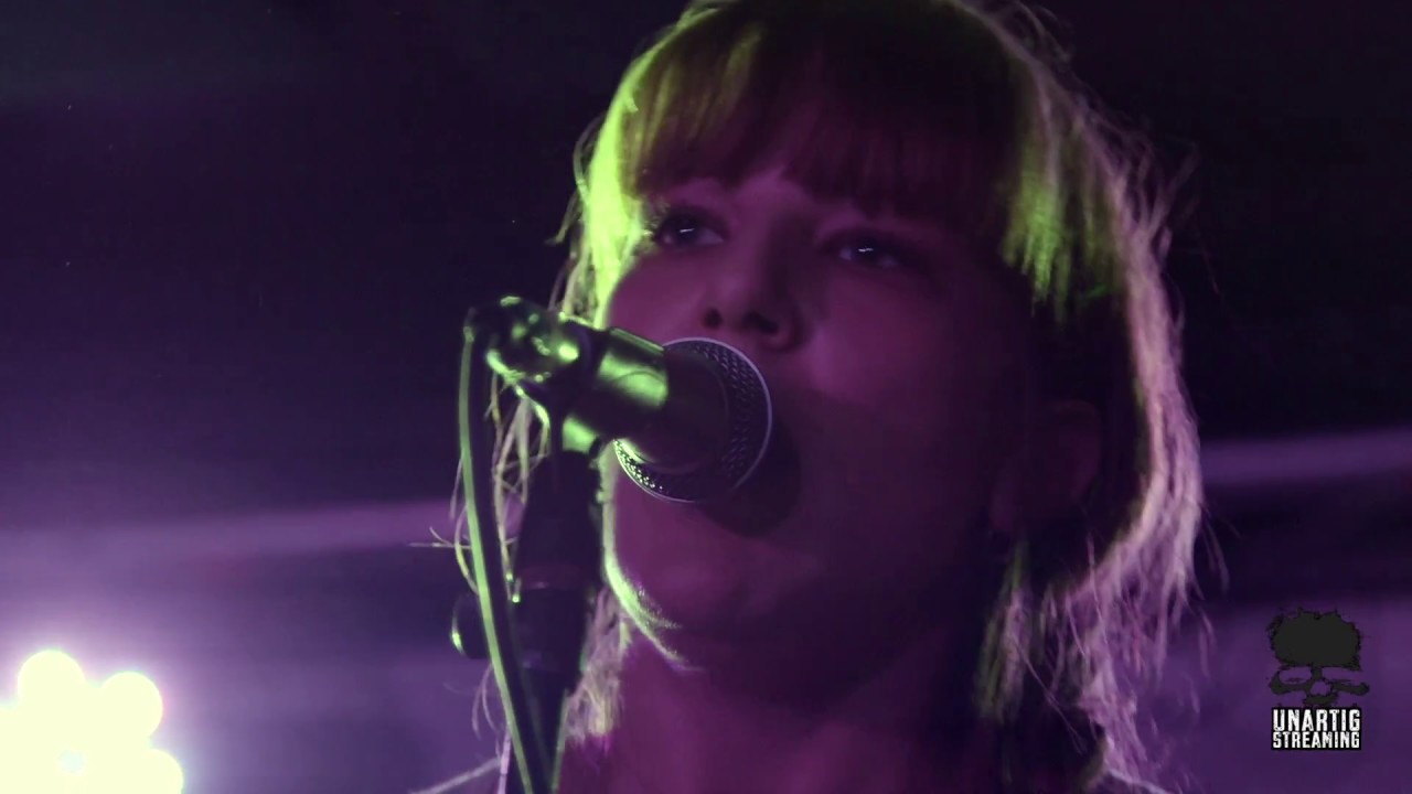 Makthaverskan live at Baby's All Right on October 16, 2015