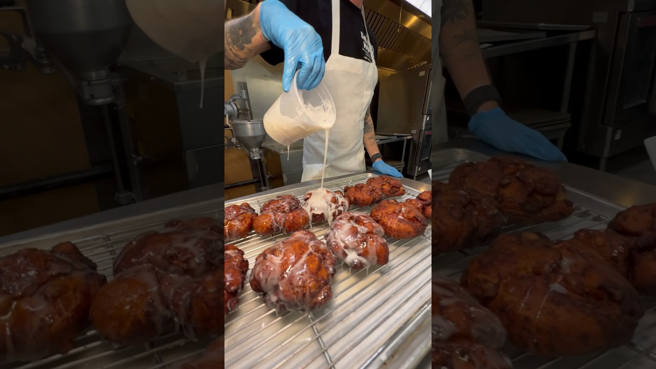 FRESHLY GLAZED APPLE FRITTERS #applefritter #donuts #lasvegas