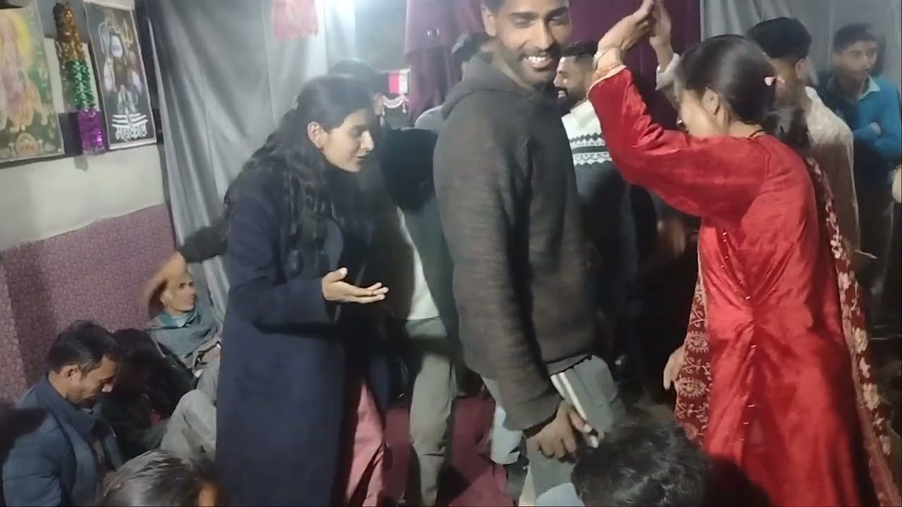 beautiful paddari dance at gunhal in the marriage of Surinder Rana and Vickram Rana.