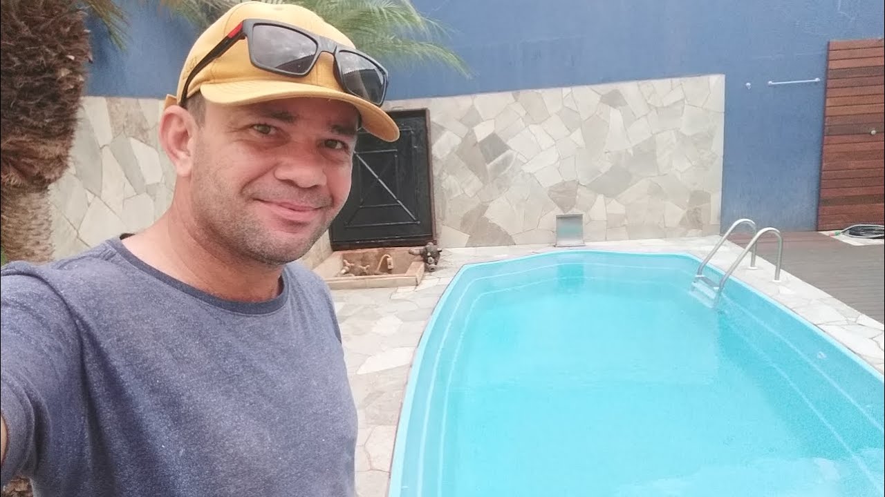Assunto polêmico, bolhas em piscinas de fibra, sua causa e a solução mais indicada para isso...
