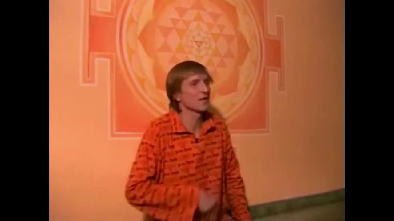 Что такое Уддияна-бандха и в чем польза ее практики?