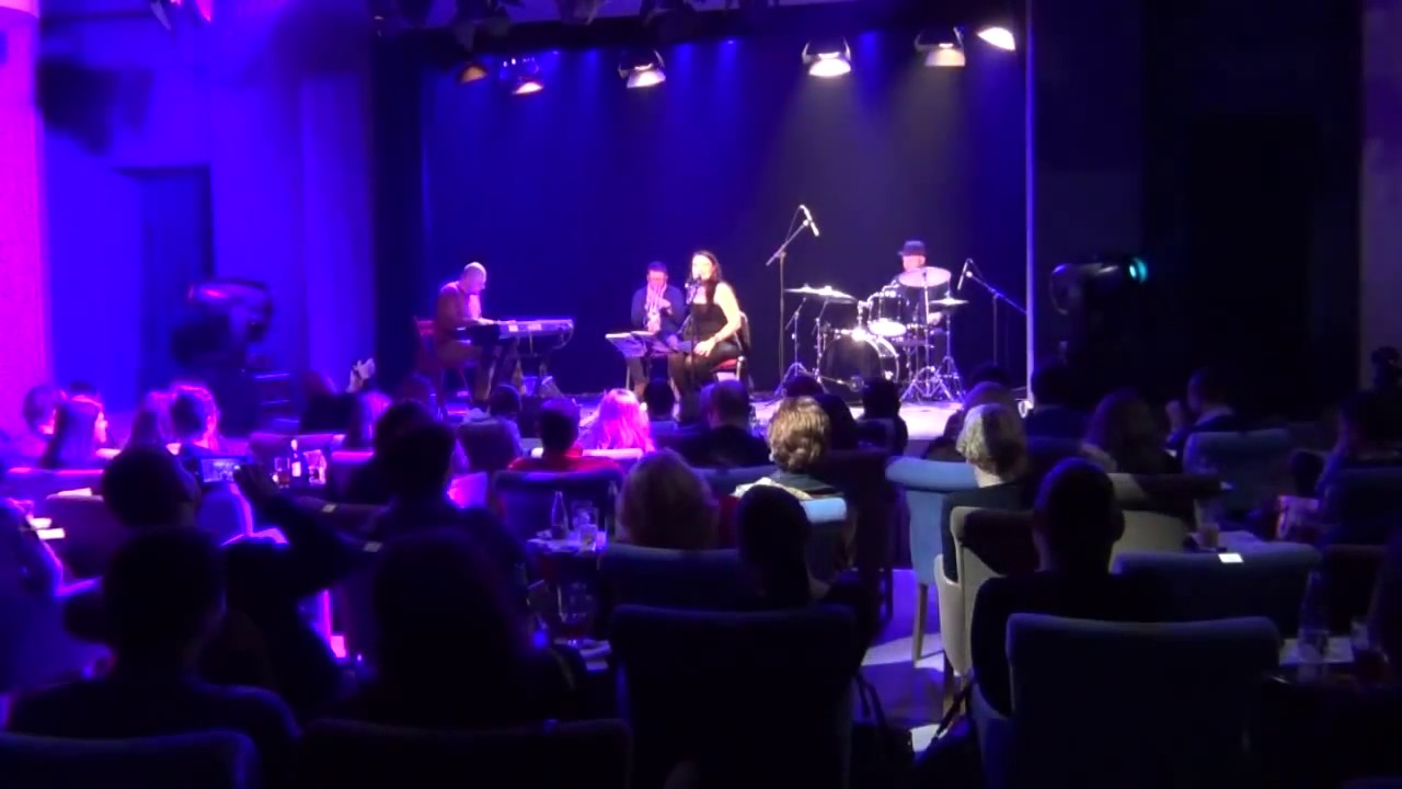 Alina Manole - De 30 de ani