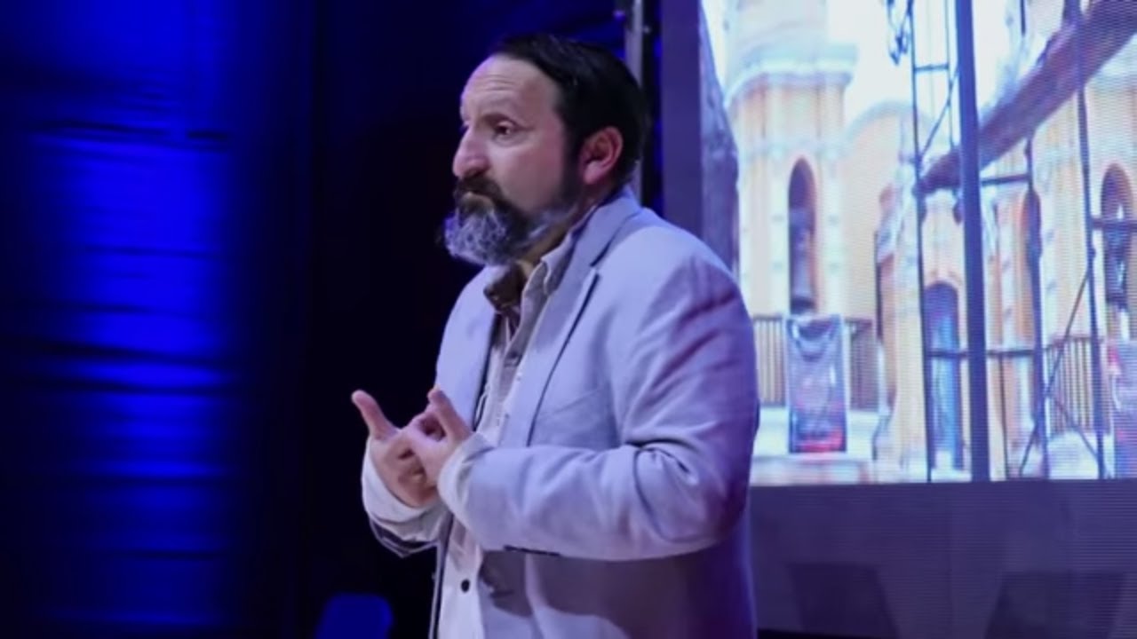 A la vuelta de la esquina | Gonzalo Torres | TEDxBarriosAltos