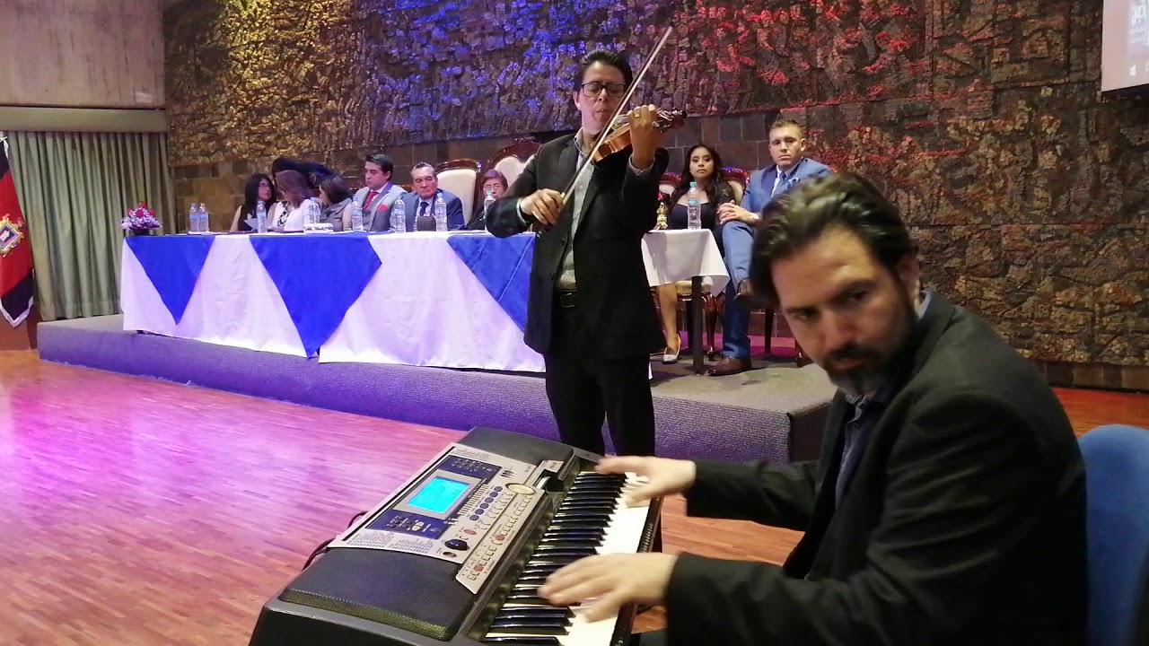 Ceremonias de graduación, Sangre Ecuatoriana Pasodoble 0999699310 (Cover Dúo marcocalderonviolin)