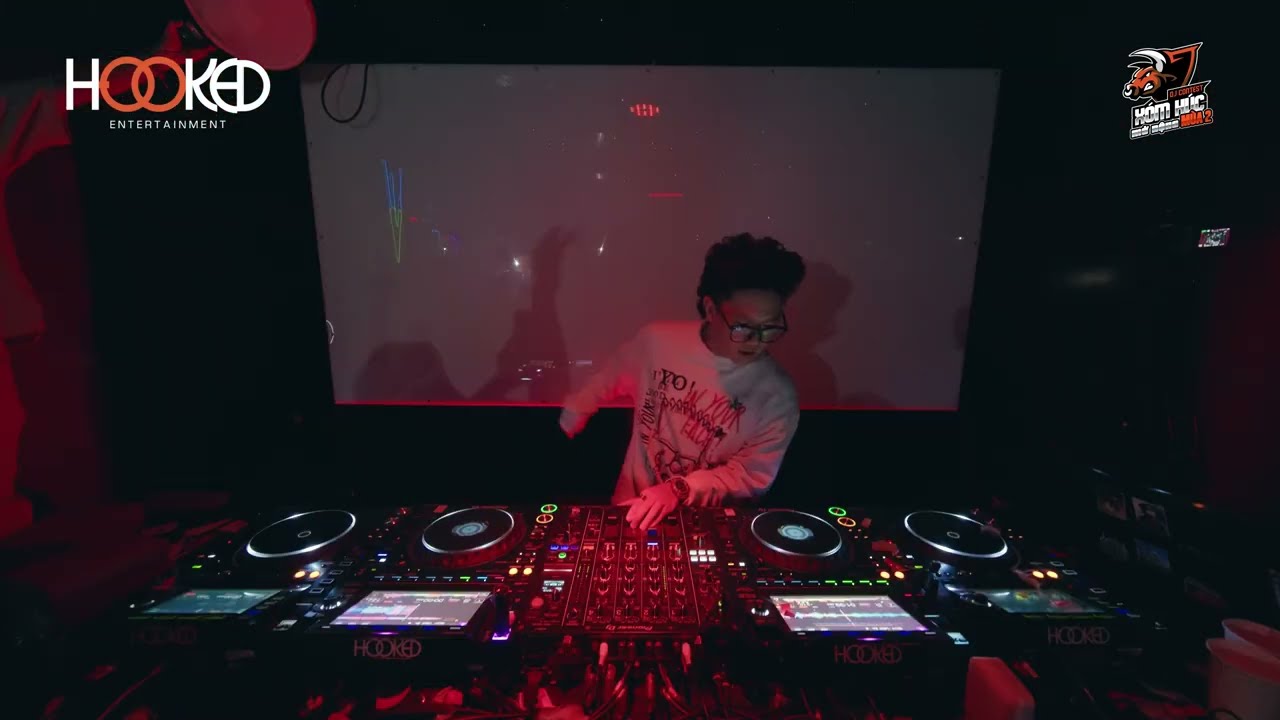 X&Oacute;M H&Uacute;C MỞ RỘNG M&Ugrave;A 2 - V&ograve;ng Chung Kết: VATUZ@weekndhanoi9873