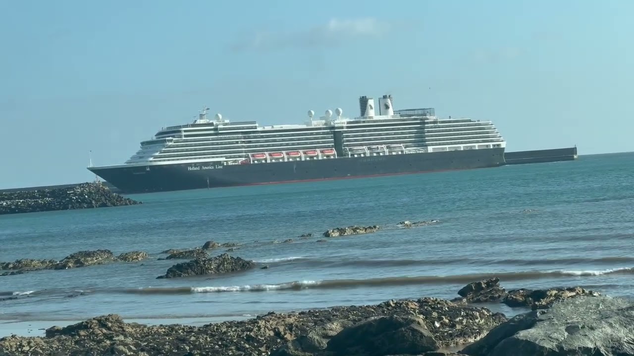 Cruise into Burnie Tasmania, why don’t ya!