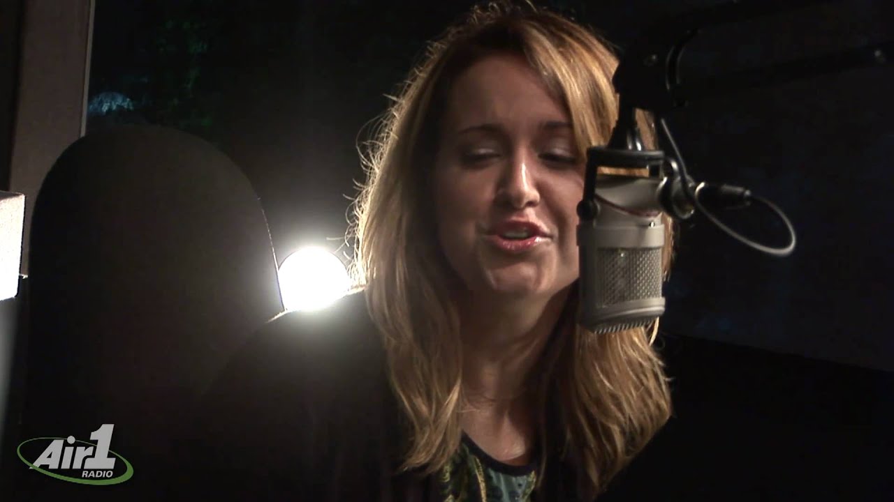 Air1 - Britt Nicole 