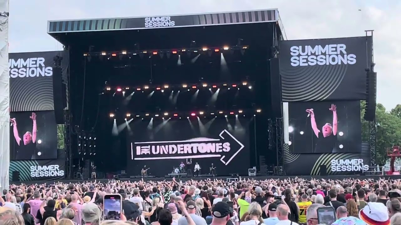 The Undertones - “Teenage Kicks” - Punk All Dayer (Bellahouston Park) - 21/06/25