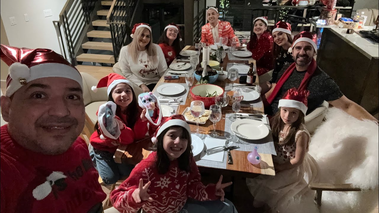 INOLVIDABLE INTERCAMBIO DE REGALOS - QUIEN DIO EL mejor REGALO de Navidad ?