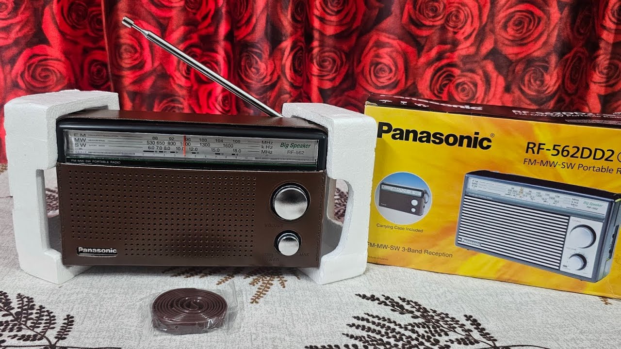 Panasonic rf-562 portable radio about in hindi. हिंदी रेडियो  available on Amazon gentleman. #radio