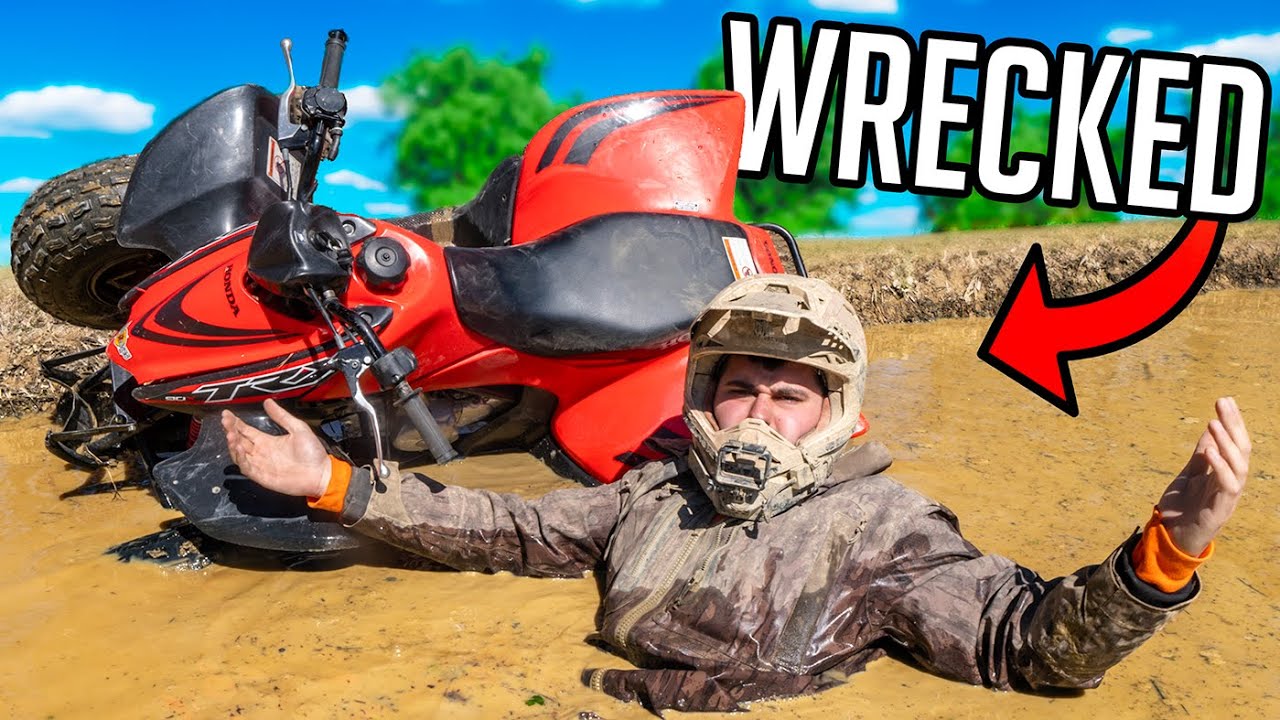 MUDDING PIT-WHEELERS! Big CRASH!