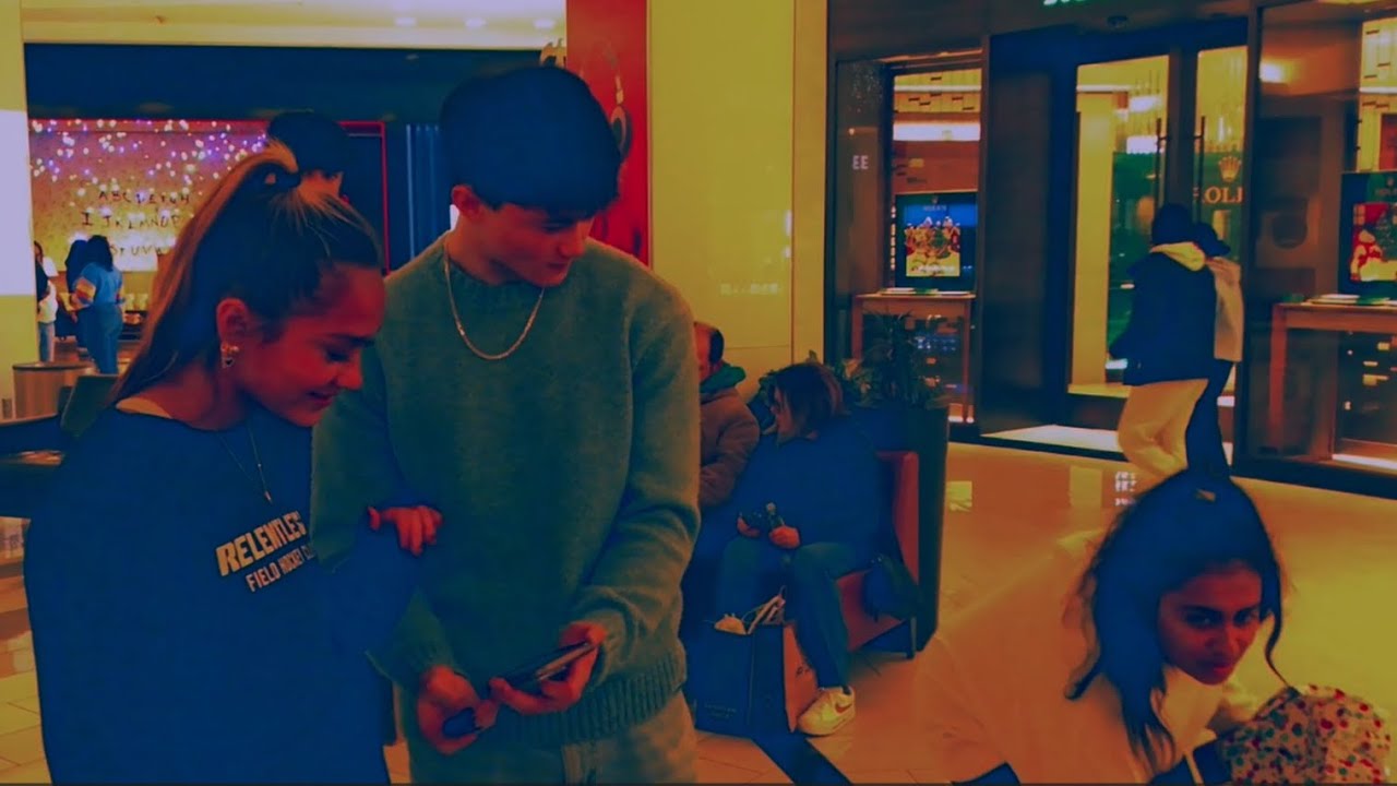 giving away bad christmas presents