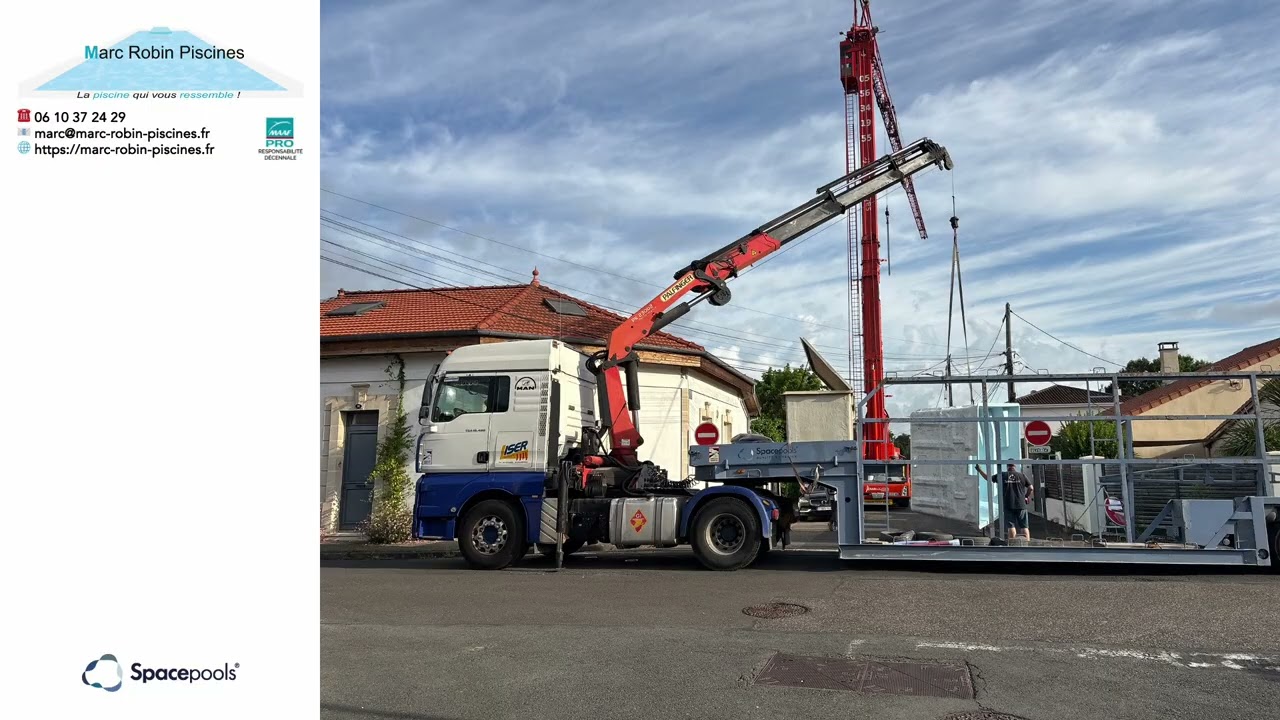 Mercredi 23 juillet 2025 : Installation piscine STAR 4 avec grue mobile longue portée à Mérignac 33