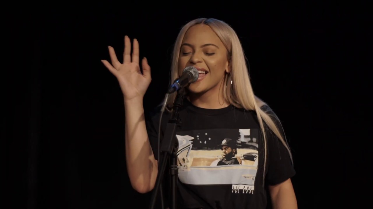 Johari Noelle -- Tears Dry on Their Own | ChiBrations