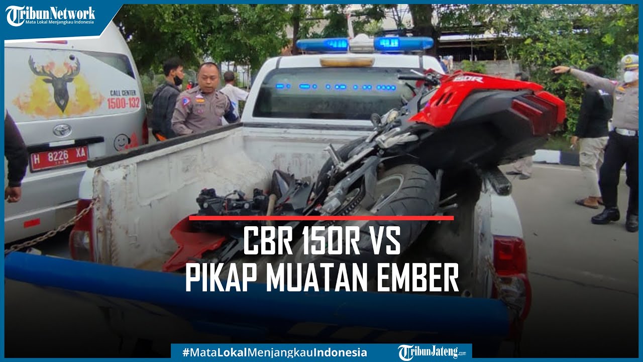 Kecelakaan CBR 150R VS Pikap Muatan Ember di Semarang Setelah Salip Mobil Lain