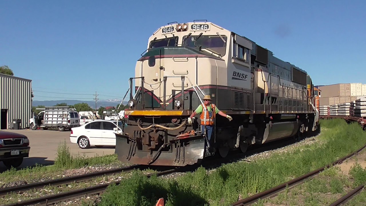 RARE! | BNSF SD70MAC Long Hood Forward