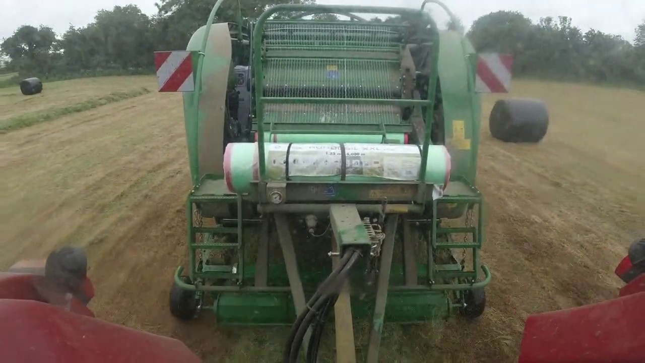 Baling silage with mchale fusion 3