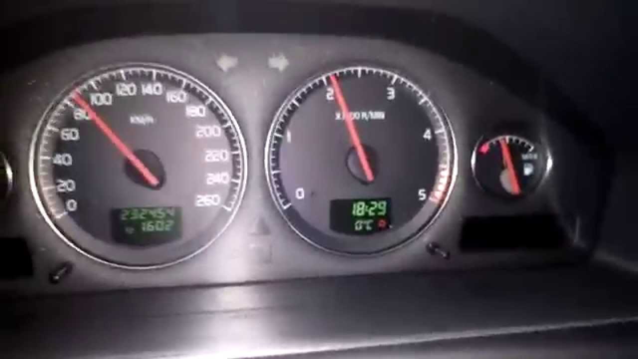 Volvo hu-803 with OEM subwoofer + yatour