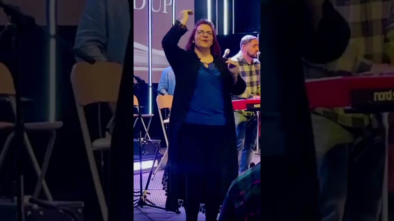 Praises (Be Lifted Up) -ASL