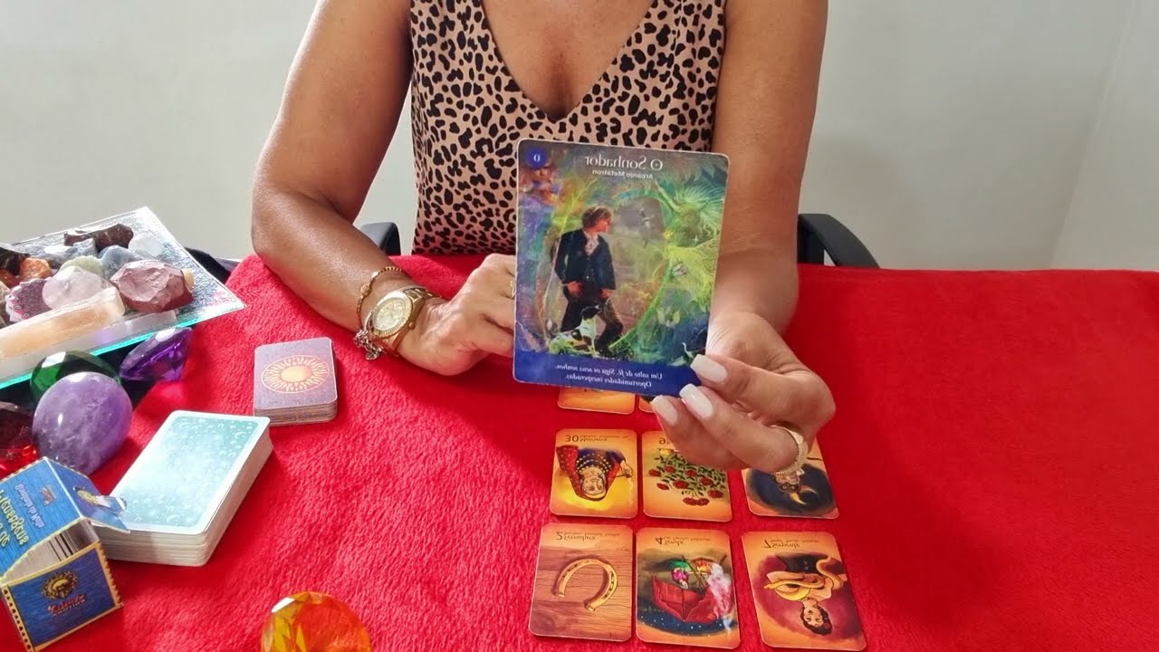 ✨️🔮O que ele(a) PENSA em fazer em relação à mim?? - 💔❤️Tarot Responde