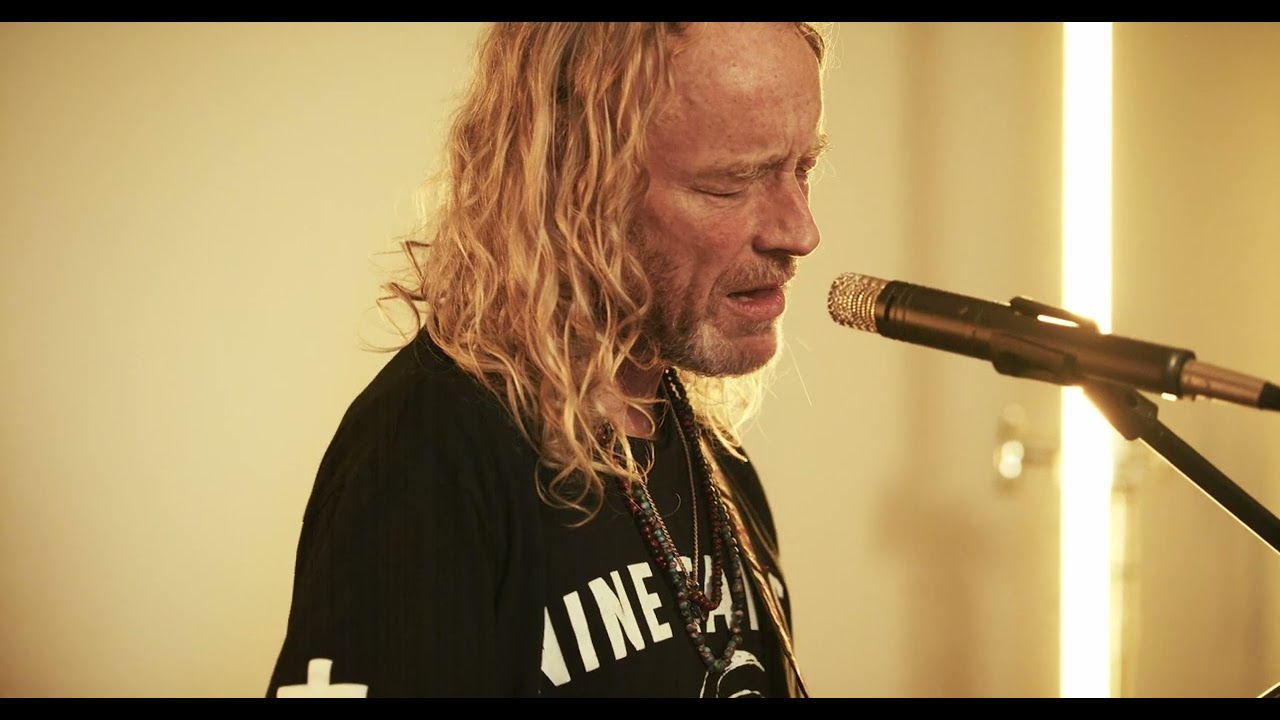 WFHB Firehouse Sessions ft. Alan Sparhawk 