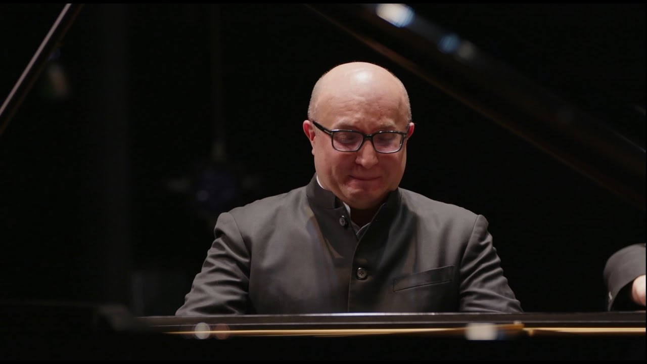 Alexander Gavrylyk | GRIEG Piano Concerto Op. 16