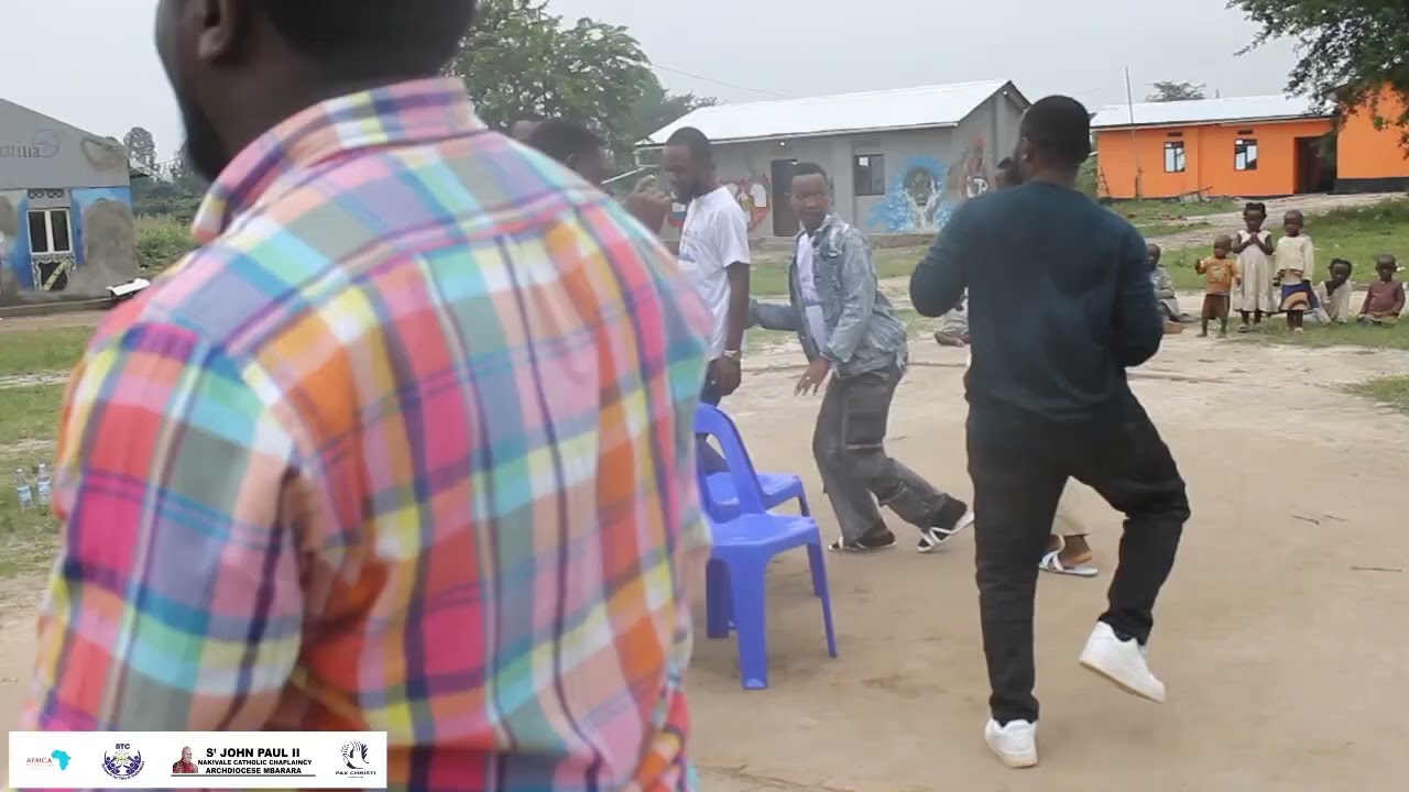 Camp de paix pour les jeunes à Nakivale 