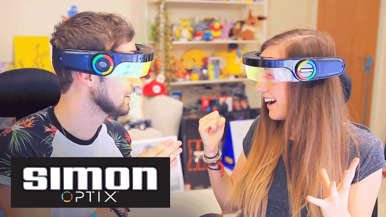 Simon Optix w/ AliA & Clare - Hasbro Gaming