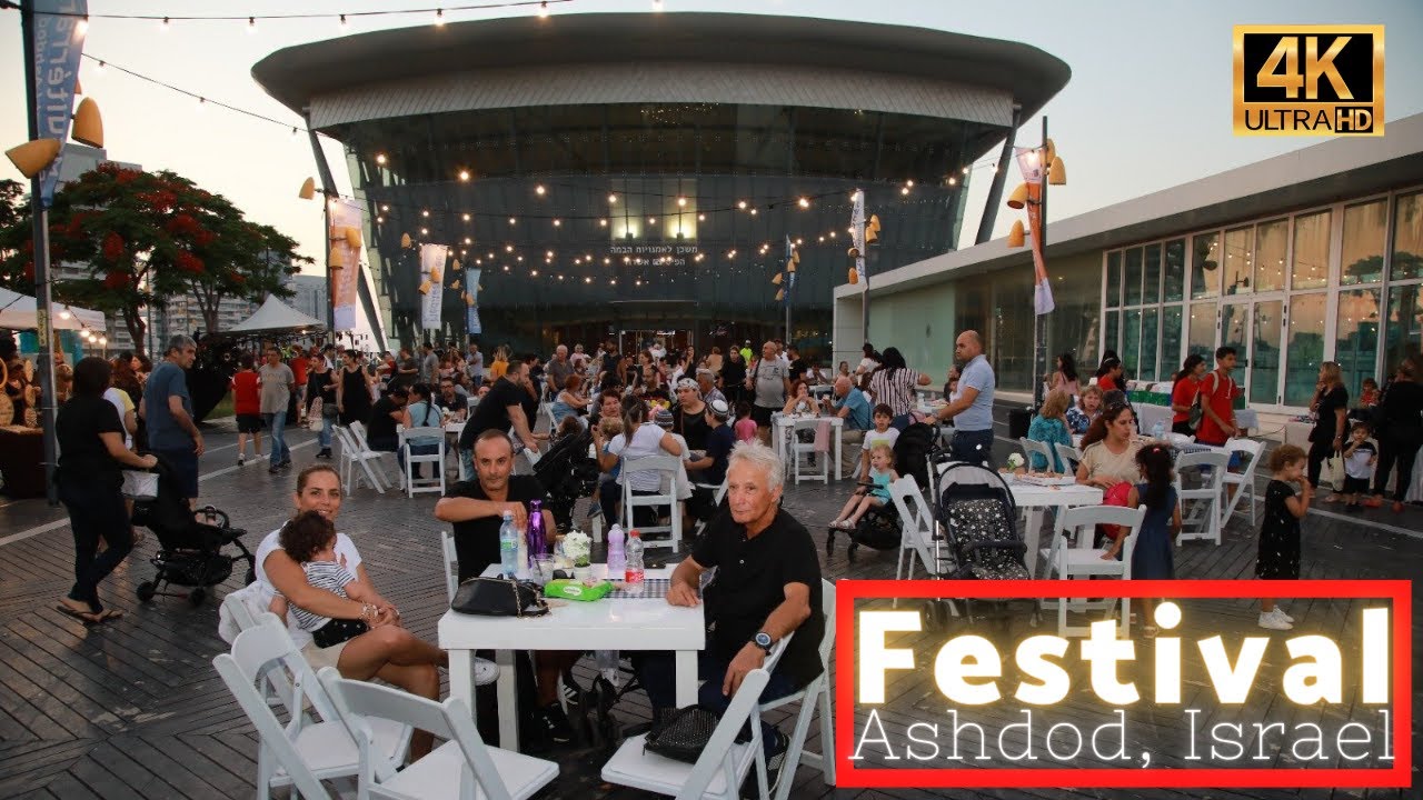Israelis from all over the country enjoying the Ashdod Mediterranean Festival @explorerlens
