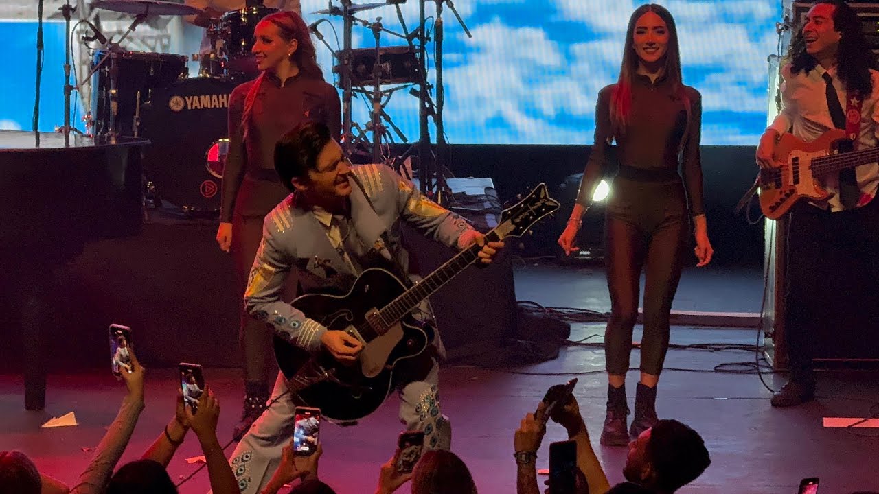 Drake Bell - I Found a Way - Non-Stop Flight Vol.1 Tour 2024 - Showcenter Monterrey