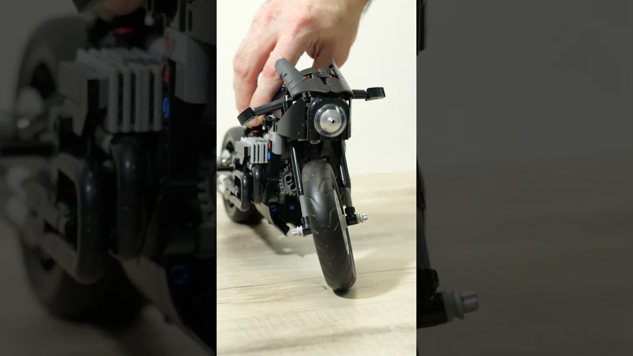 LEGO 42155 Preview |  LEGO Technic The BATMAN - BATCYCLE | Review 42155 | LEGO Technic 2023