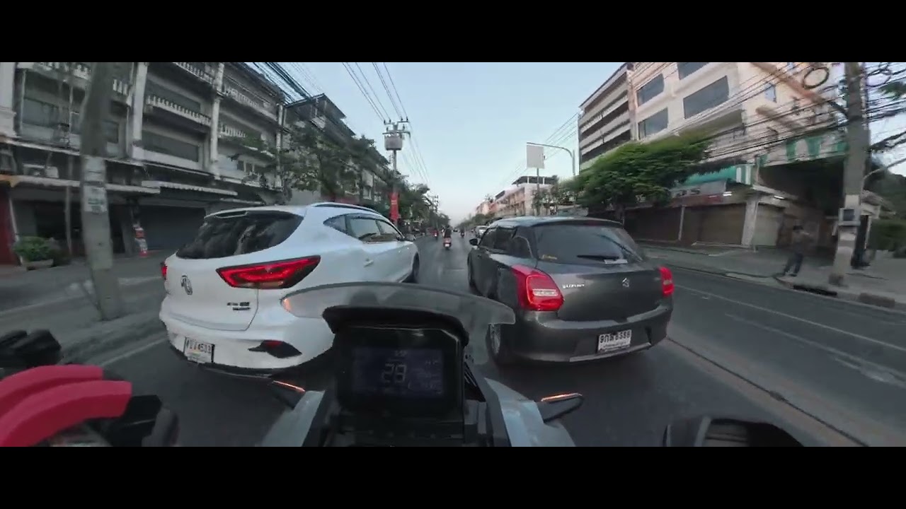 [ASMR] ขี่มอไซค์ไปทำงานกับ ADV350 (No Talking)
