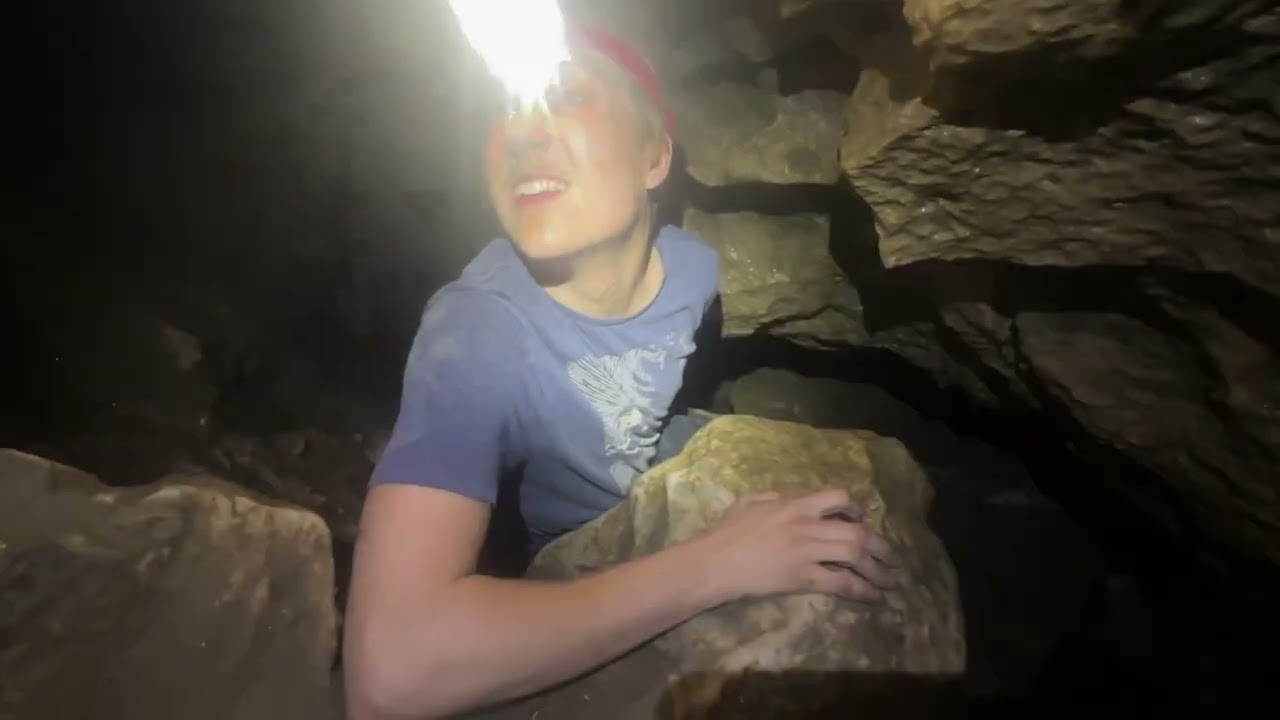 Morris Cave-Danby, VT