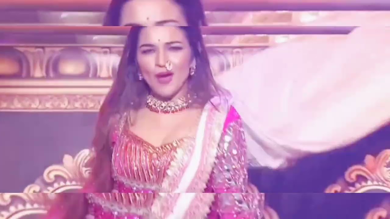 Radha Patil Entry Dance ! Marathi Bigg Boss 🤍