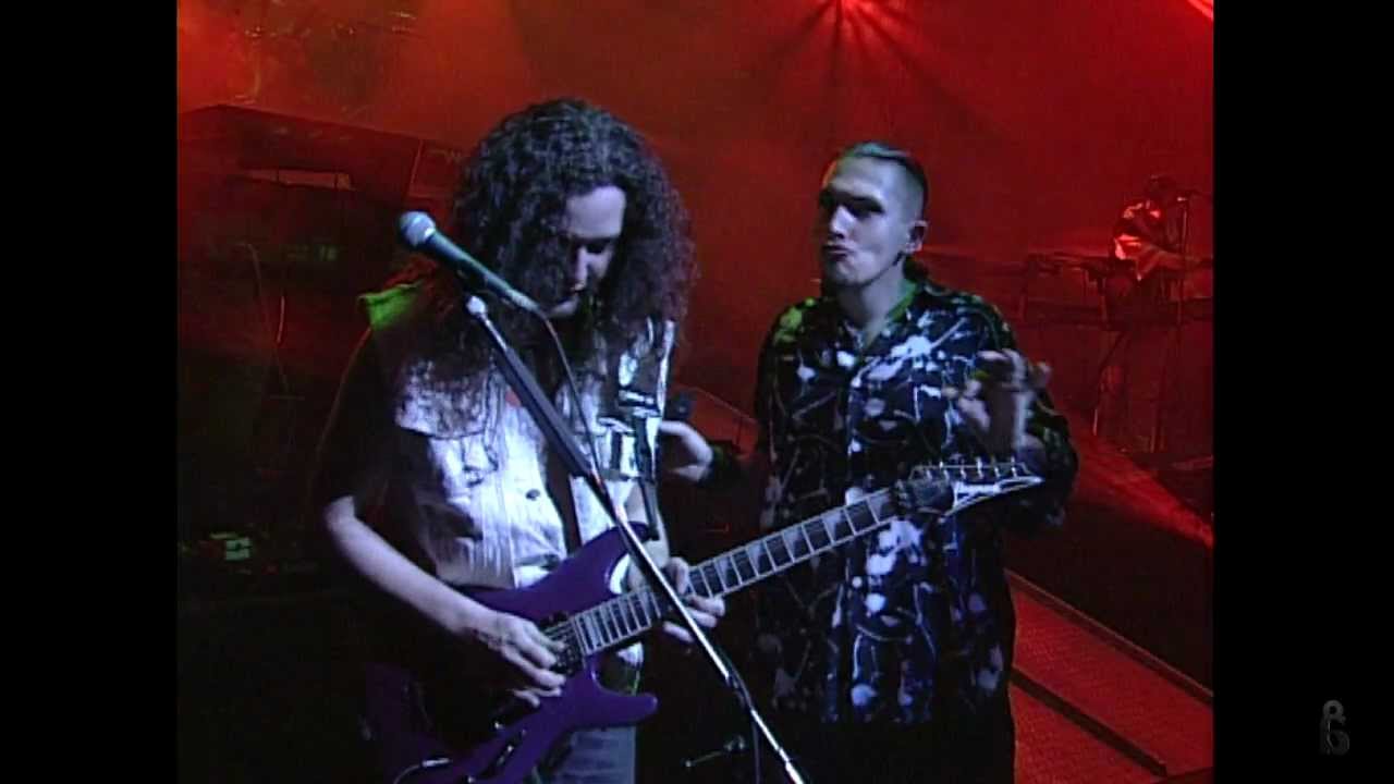 ÁKOS - DO WE BOW? (1995) :: Official video