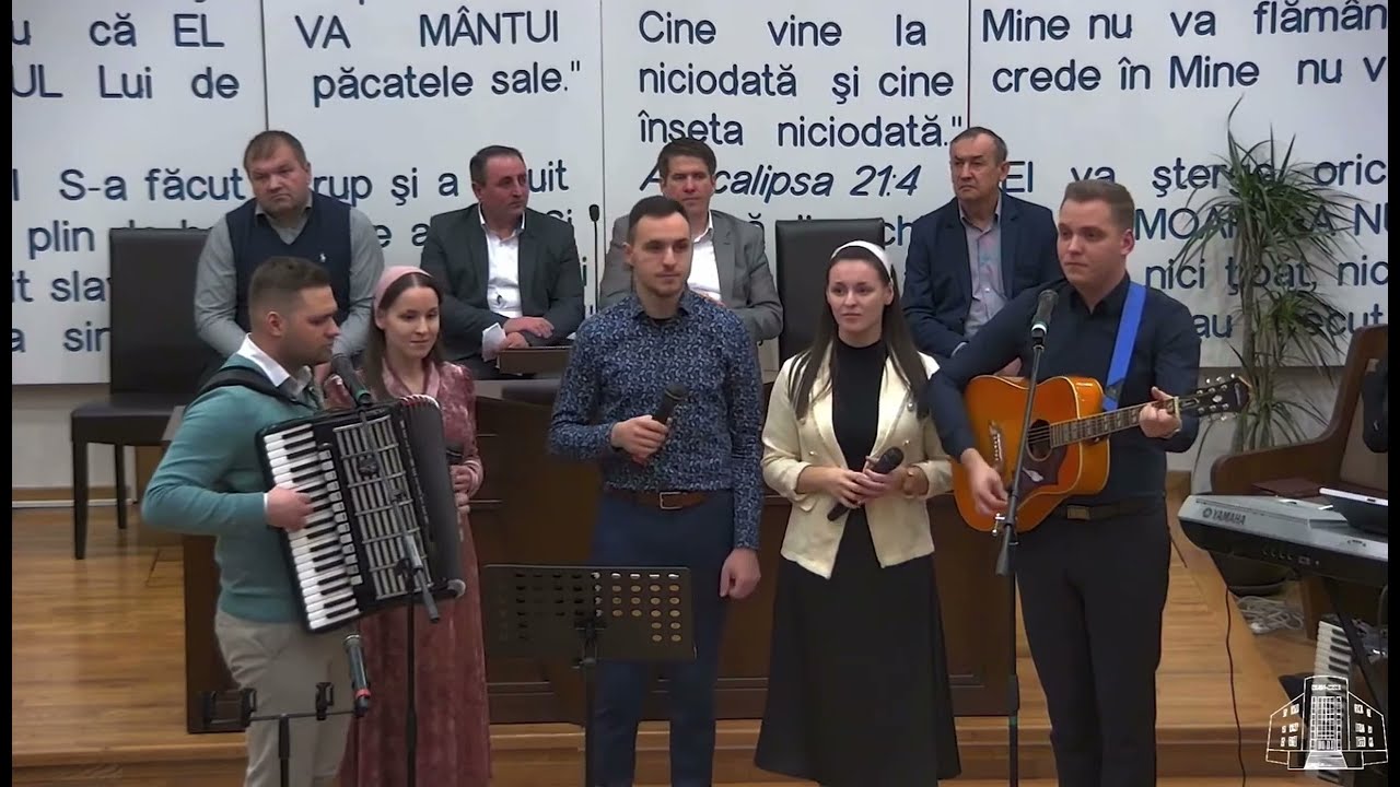 Familia Tomuș - A trecut încă-un an