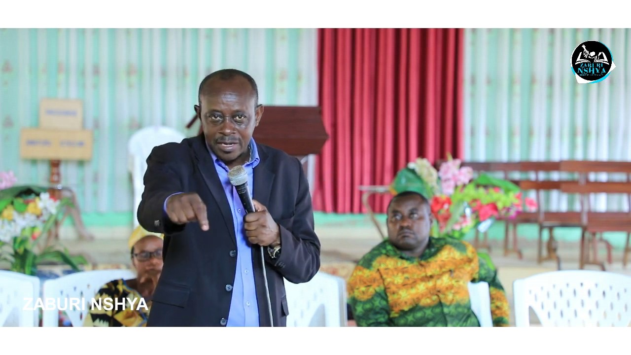 IKIGISHO GIKOMEYE CYANE: Umva kwizera kudasanzwe || Nta murozi watuma  nimuka muhunze