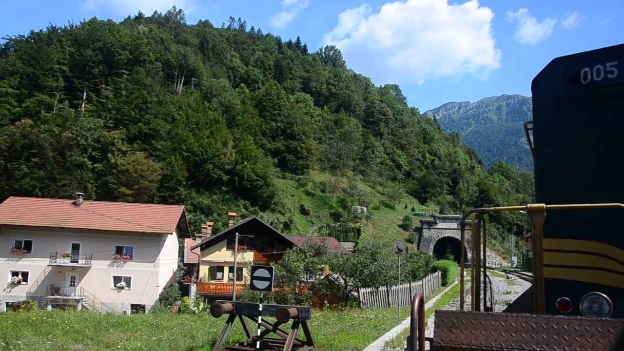 Avtovlak (SZ) Podbrdo-Bohinjska Bistrica -- tunnel thrash