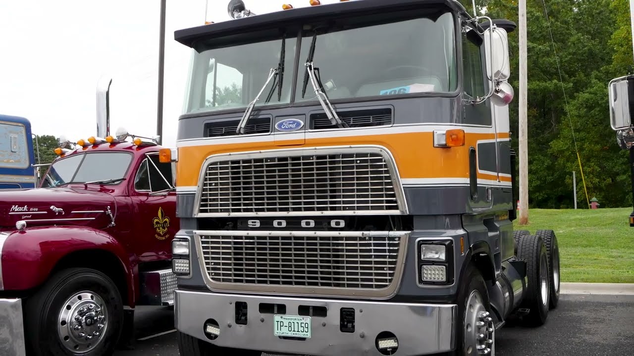 'The fun of old trucks': John Rooney's 1984 Ford CL9000 cabover