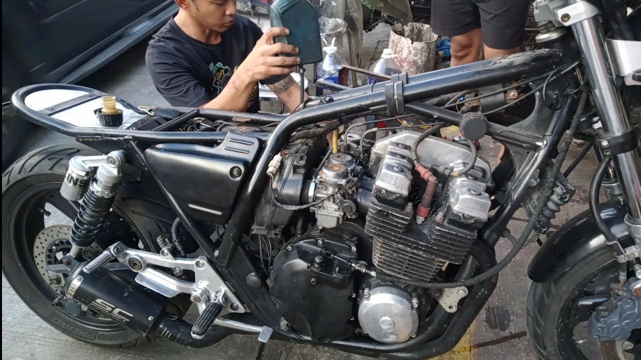 YAMAHA XJR400 LEARNING HOW TO TUNE