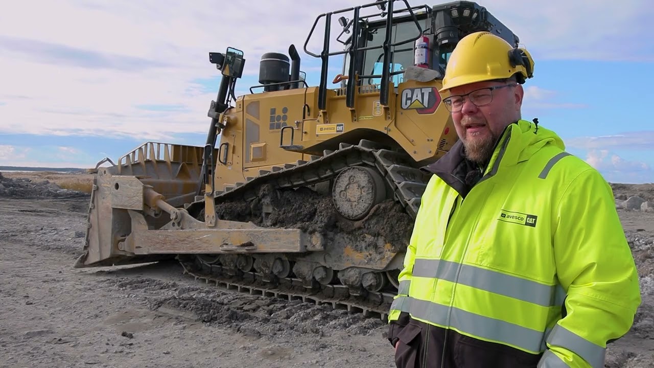 Cat D8 puskukoneen esittely